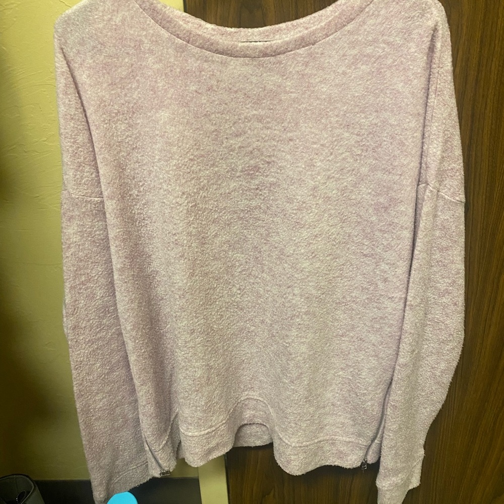 BDG sweater